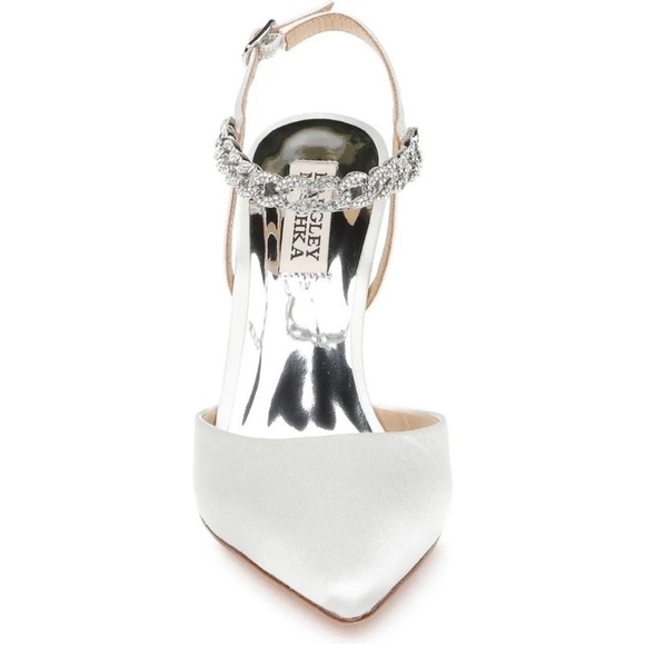 BADGLEY MISCHKA Kailani Ankle Crystal Strap Pump Heel Shoes White Size 9M NWT - Picture 5 of 7
